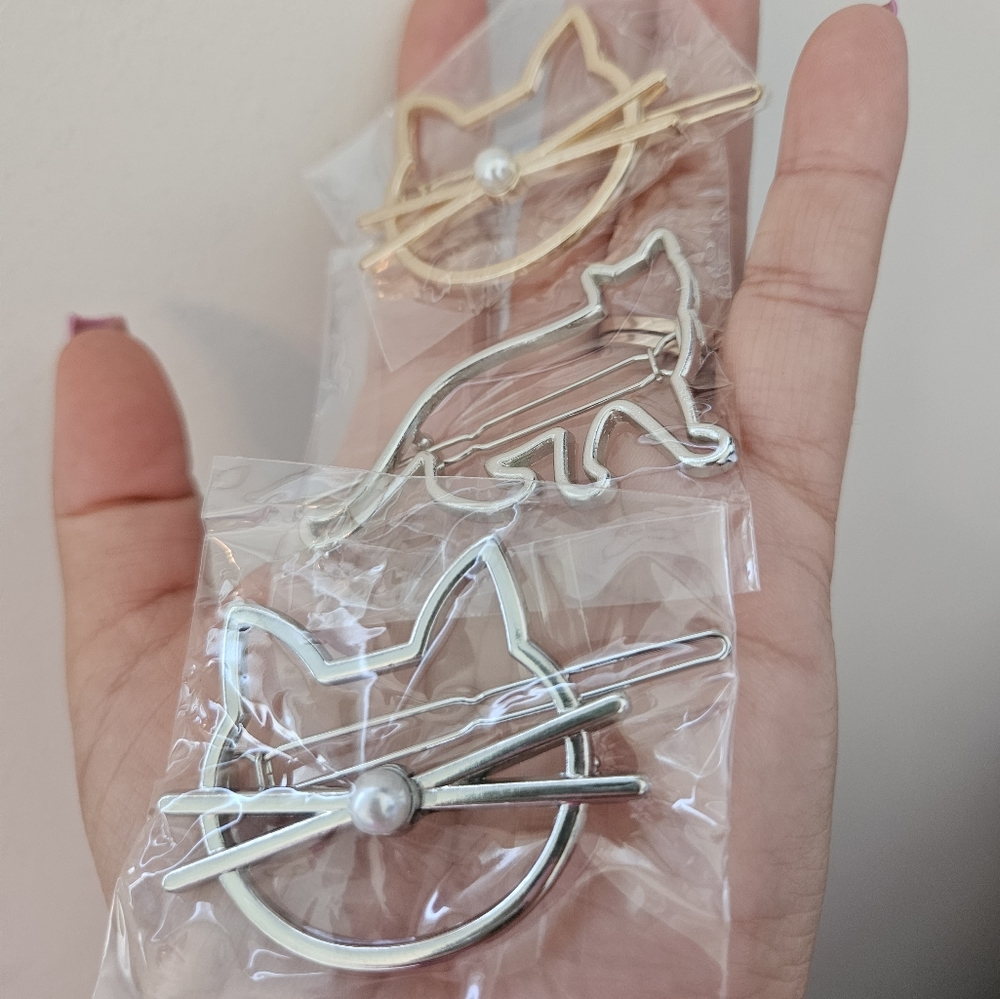 Cat hair clips